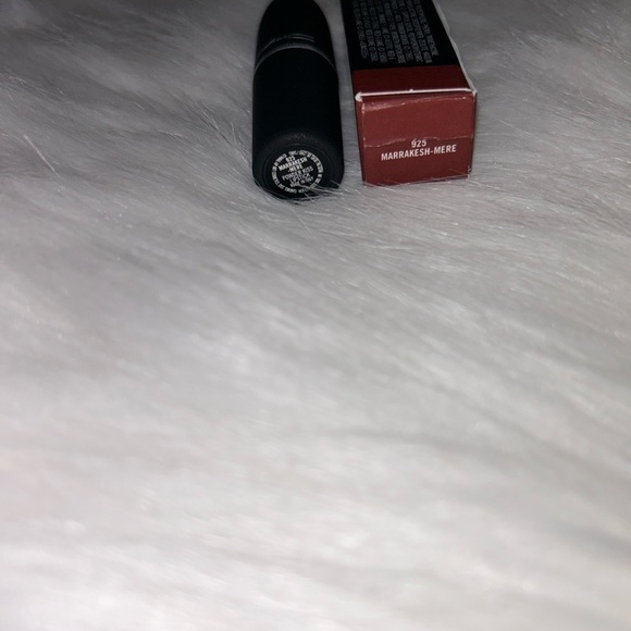*NIB* MAC Marrakesh-Mere Matte Powder Kiss Lipstick - Picture 2 of 5